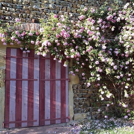 Chambres D'Hotes La Vie En Roses Iguerande Exterior foto